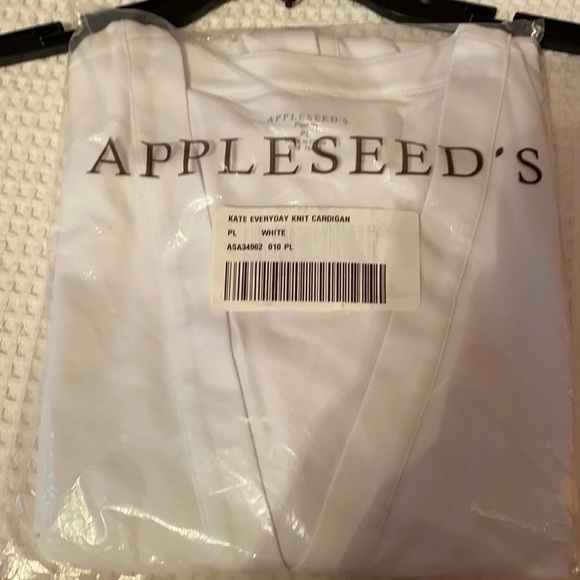 Appleseed’s Kate Everyday Knit Cardigan - Picture 3 of 4